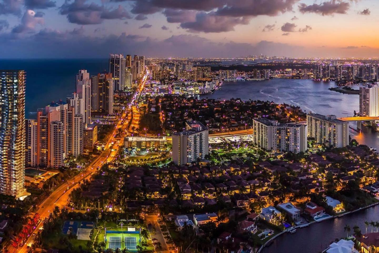 The Freedom House • Urban Oasis • Eclectic Retreat Villa Fort Lauderdale Luaran gambar